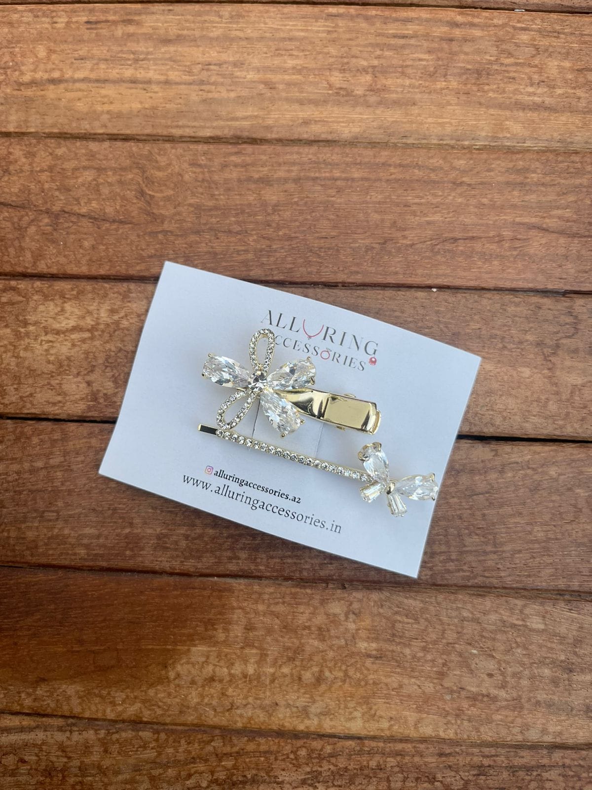 Flower bow slide alligator pins - Alluring Accessories