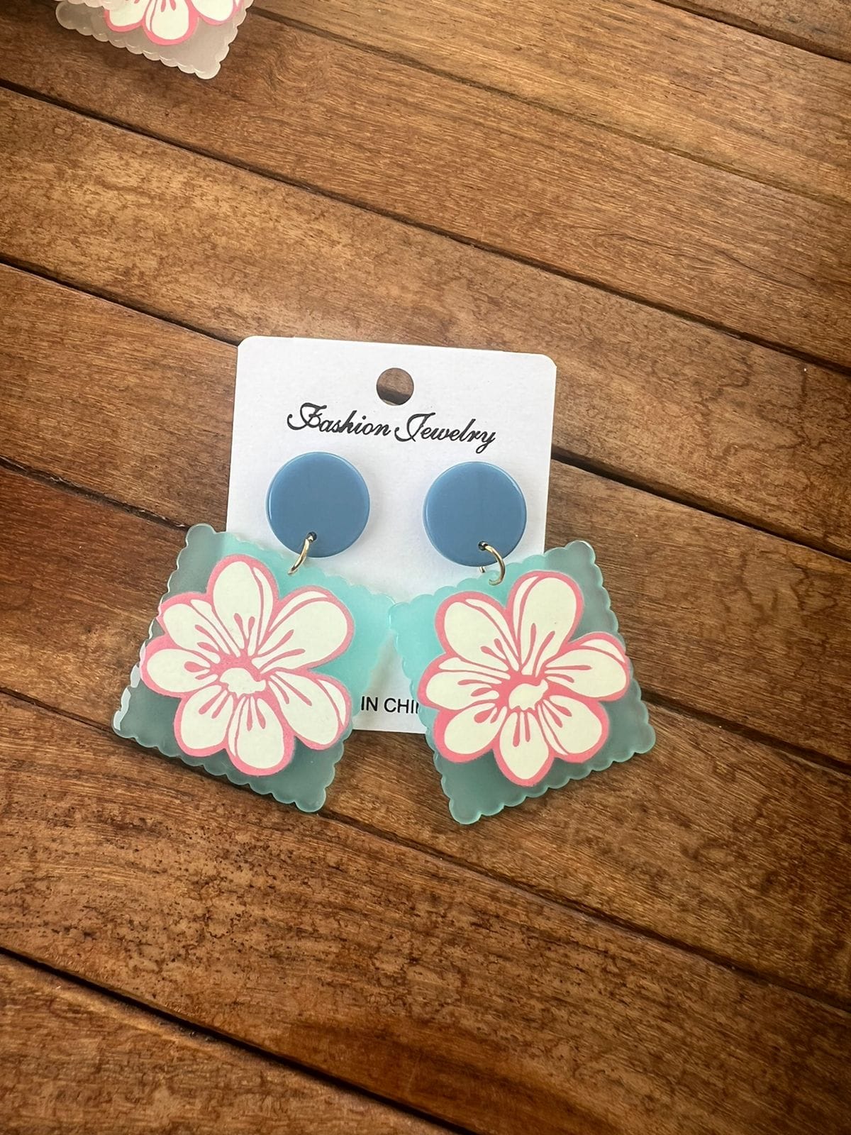 Flower digital earrings - Alluring Accessories