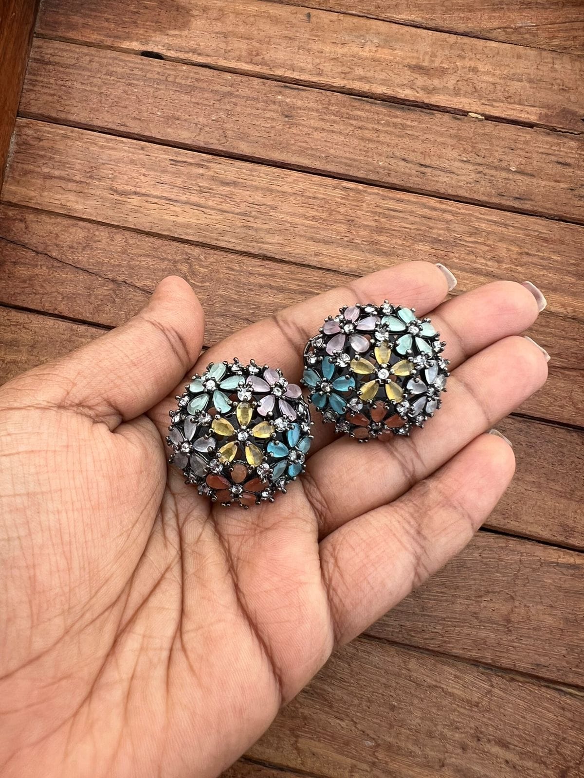 Flower embossed zircon studs - Alluring Accessories