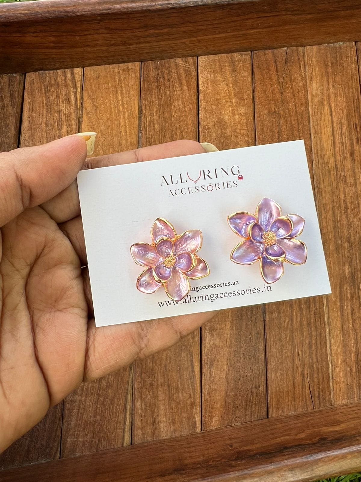 Flower Metallic Studs - Alluring Accessories