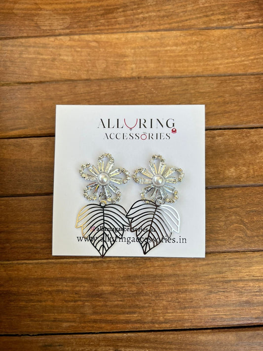 Flower Pearl Leaf earrings - Alluring Accessories