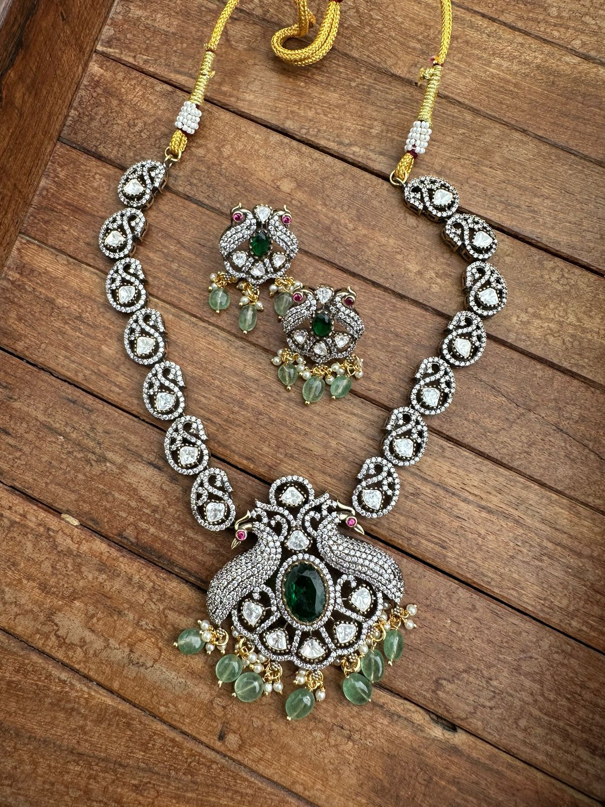 Full of mango victorian peacock necklace - Alluring Accessories