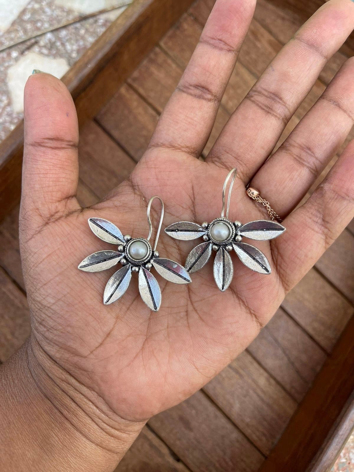 Half flower oxidised hooks - Alluring Accessories