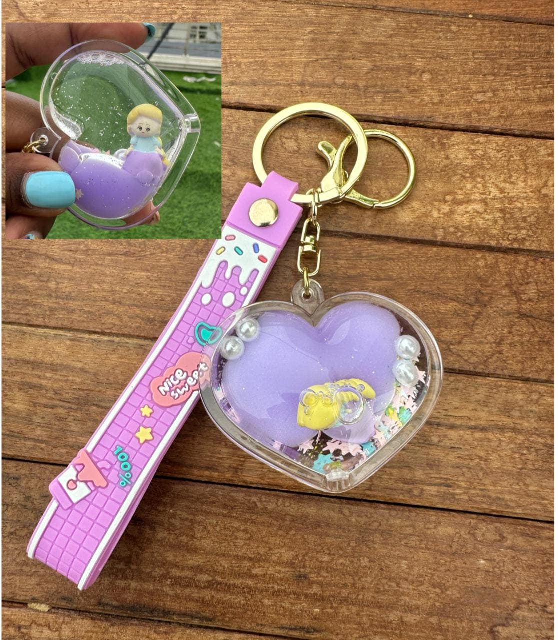 Heart cindrella water keychain - Alluring Accessories