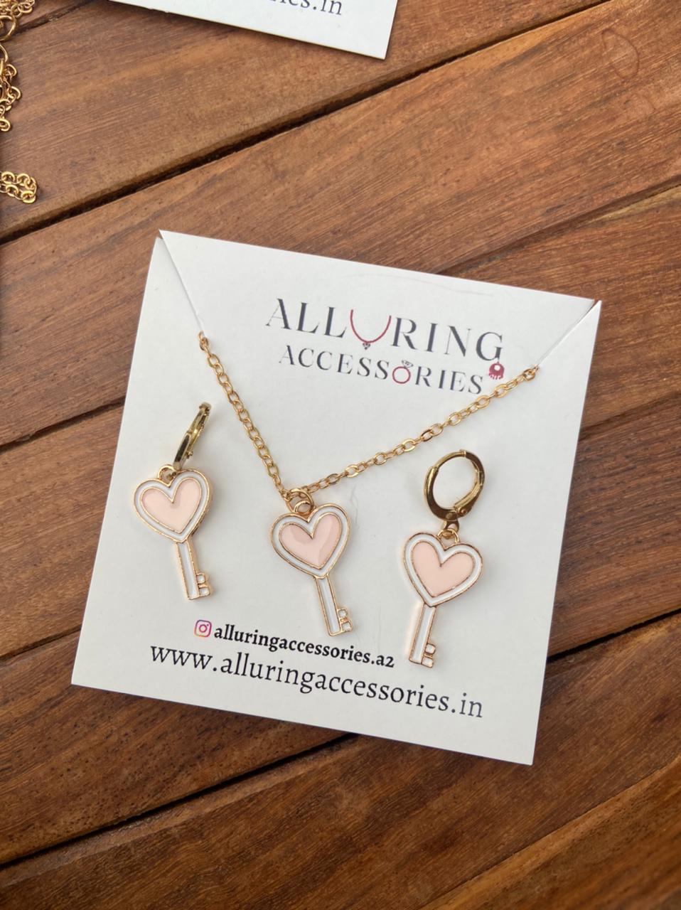 Heart key Neckline with matching earrings - Alluring Accessories