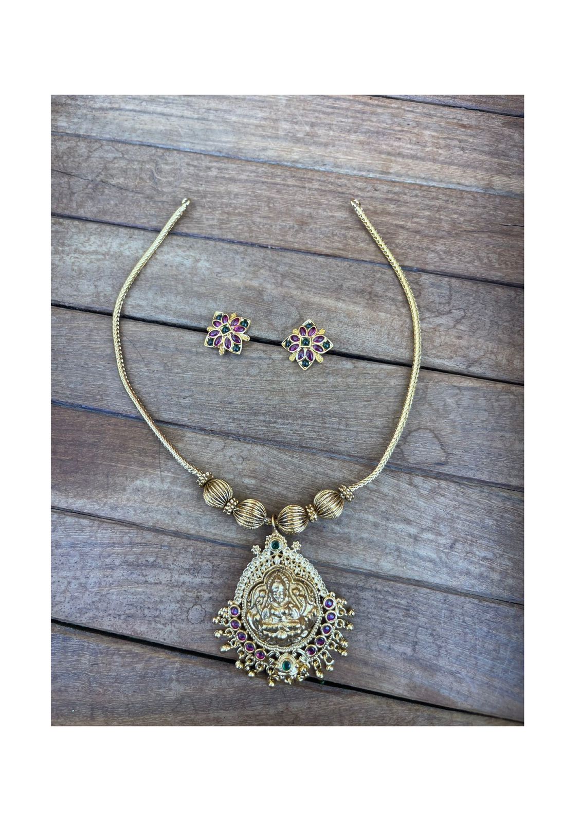 Lakshmi kante necklace with earrings - Alluring Accessories