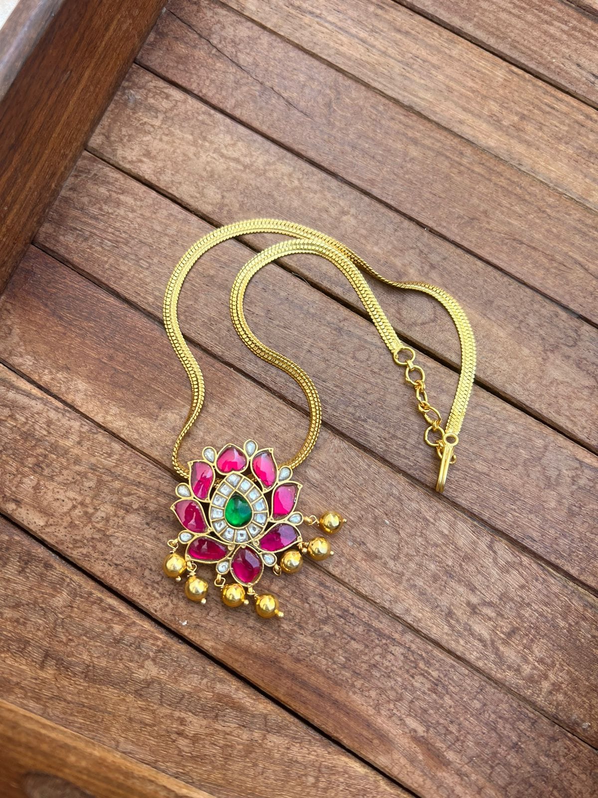 Navaratan lotus chain style necklace - Alluring Accessories