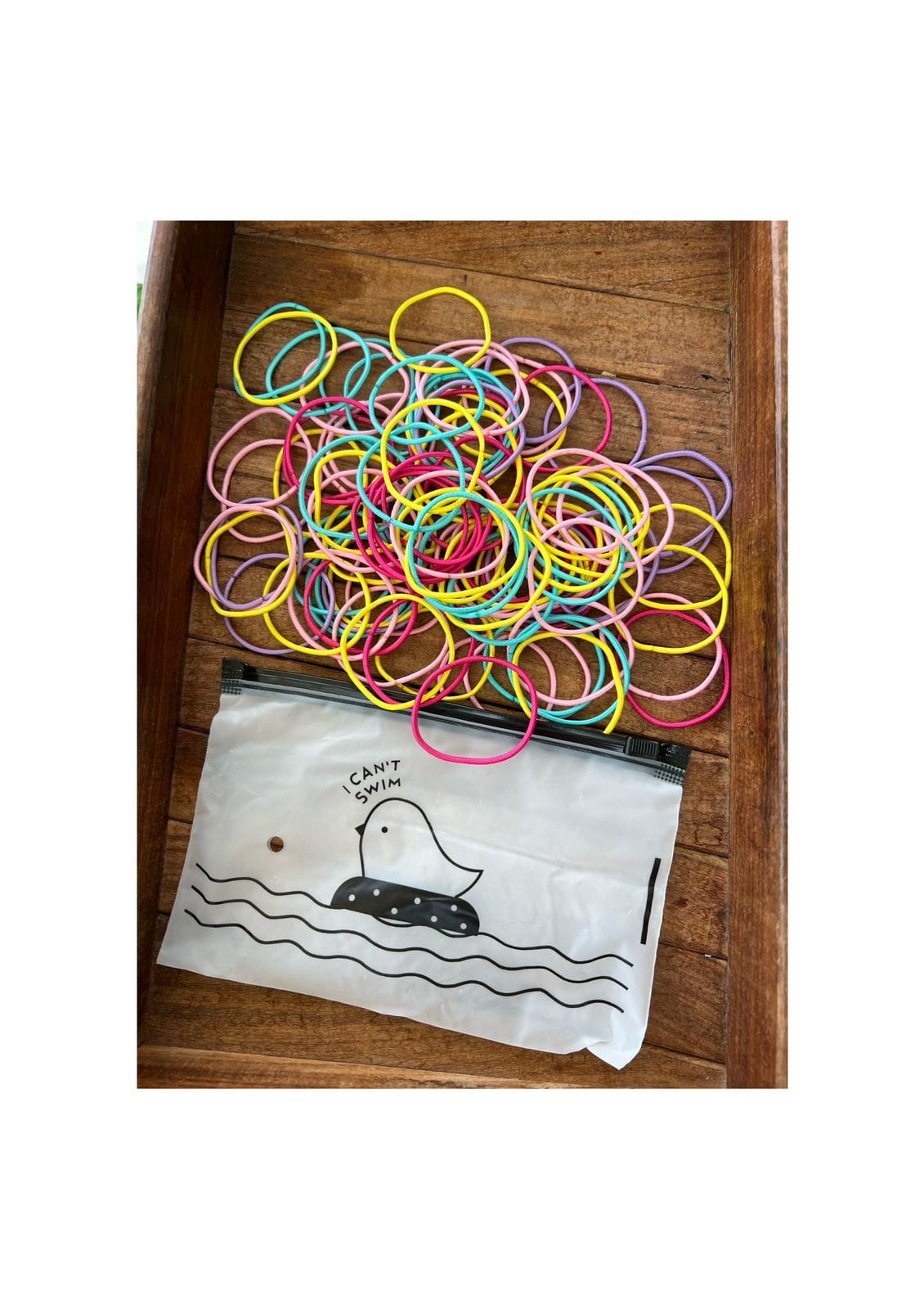 Pack of 100 rubber bands( with pouch) - Alluring Accessories