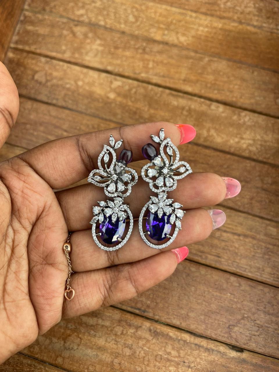 Purple dual flower unique earrings. - Alluring Accessories