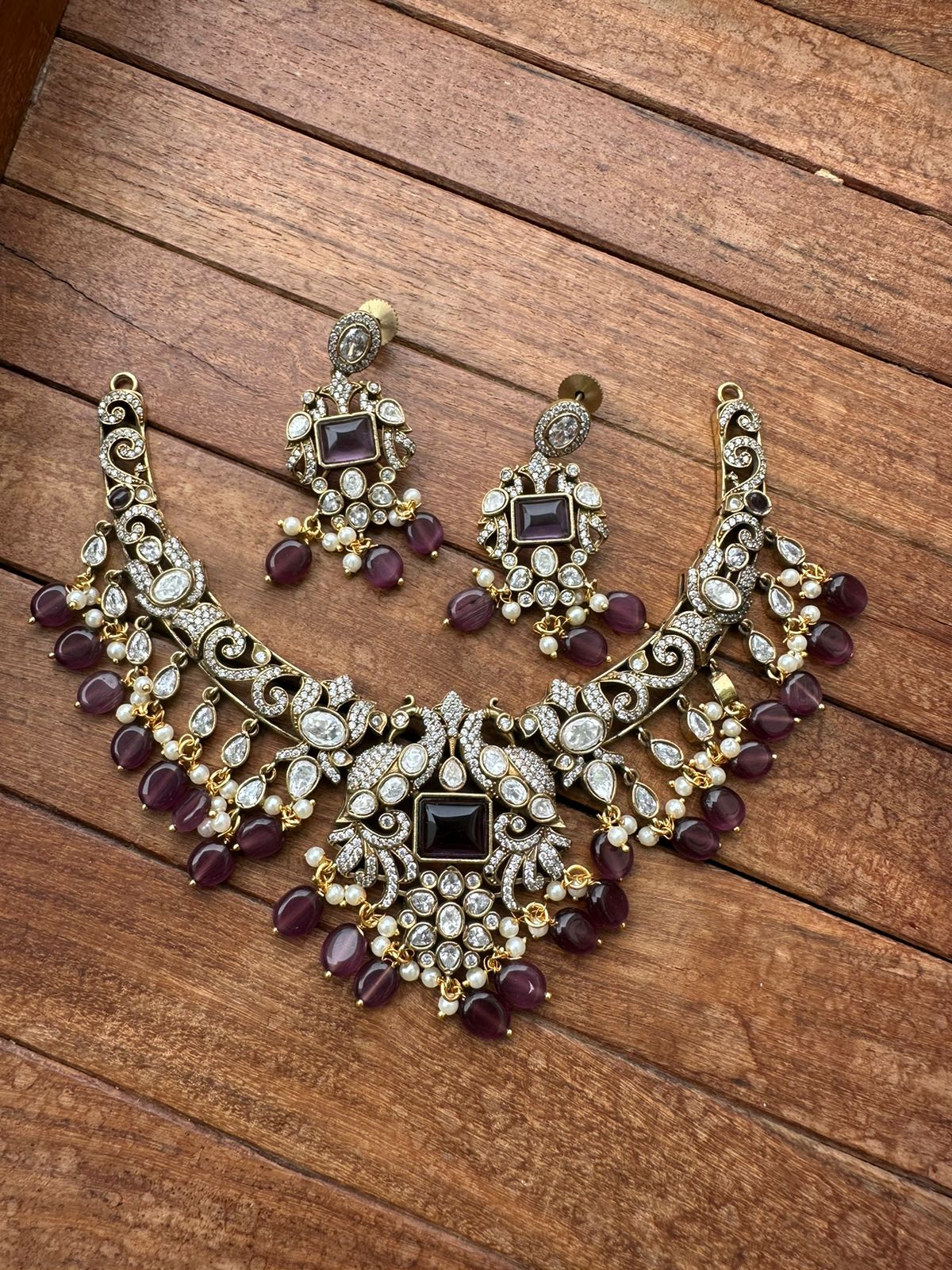 Purple heavy look victorian necklace - Alluring Accessories