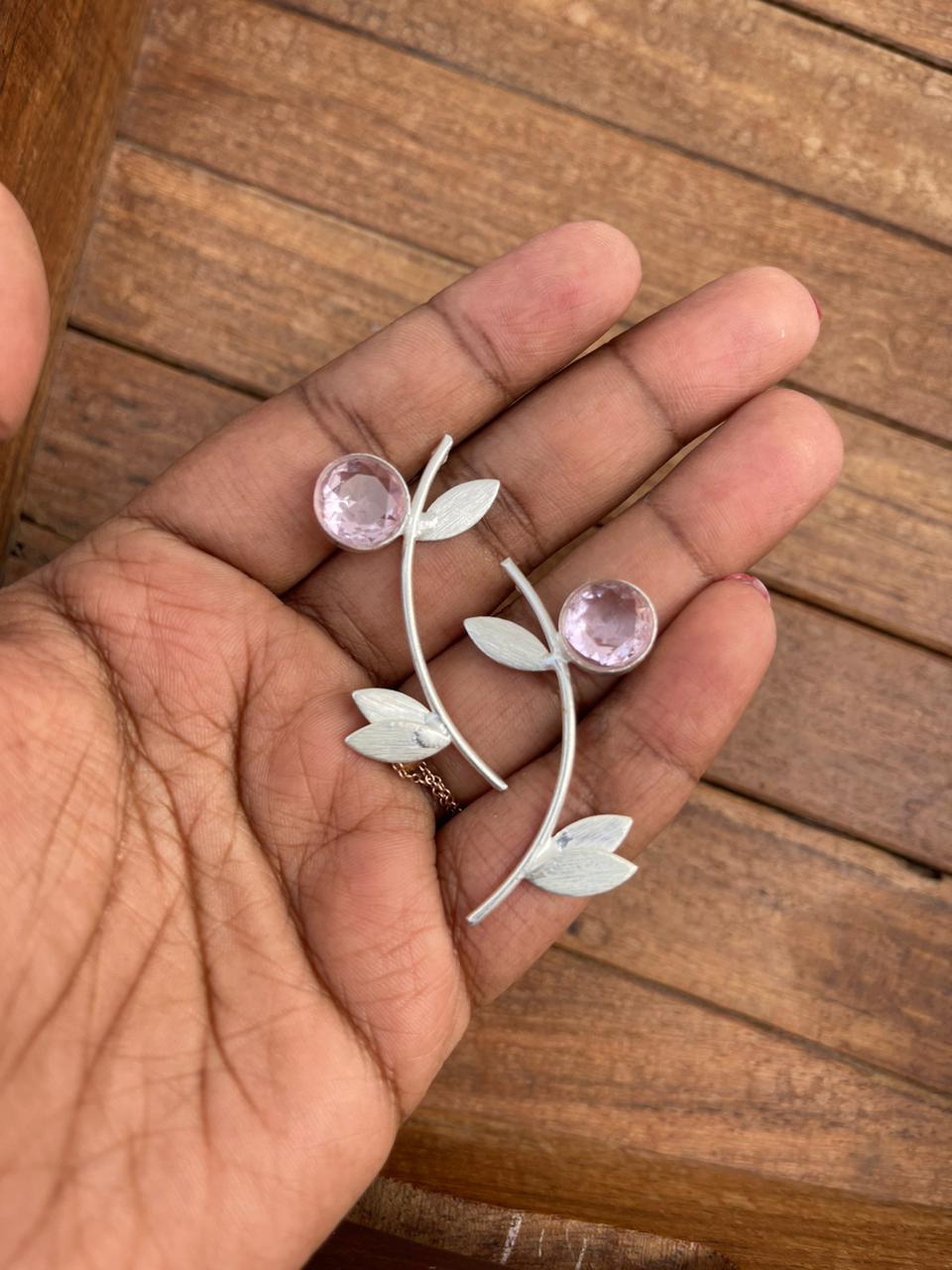 Stylish single stone leaf oxidised earrings - Alluring Accessories