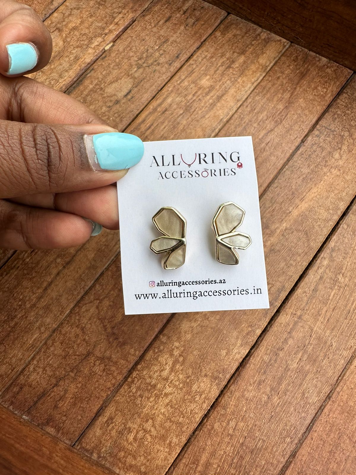 Stylish three stone brown studs - Alluring Accessories