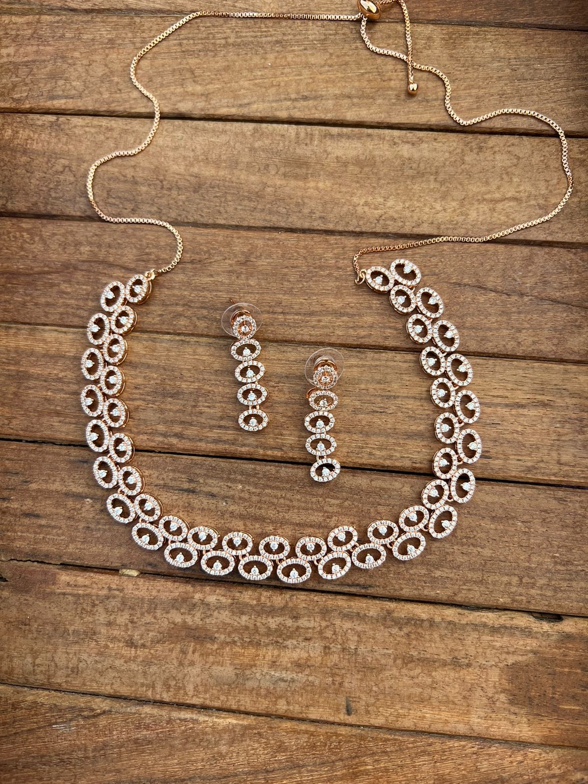 Two layered rosegold oval diamond finish necklace - Alluring Accessories